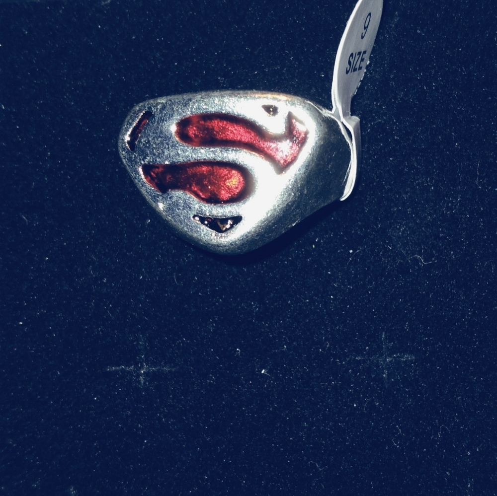 Superman size 9 man's ring